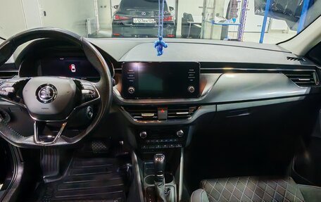 Skoda Rapid II, 2021 год, 2 100 000 рублей, 12 фотография