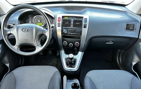 Hyundai Tucson III, 2008 год, 895 000 рублей, 13 фотография