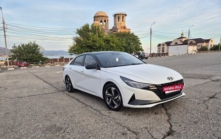 Hyundai Elantra, 2021 год, 1 840 000 рублей, 4 фотография