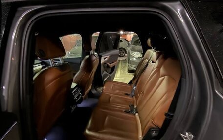 Audi Q7, 2018 год, 4 500 000 рублей, 8 фотография