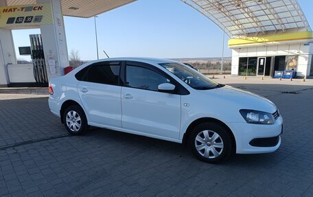 Volkswagen Polo VI (EU Market), 2014 год, 780 000 рублей, 2 фотография