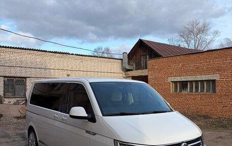 Volkswagen Multivan T6 рестайлинг, 2018 год, 4 950 000 рублей, 7 фотография