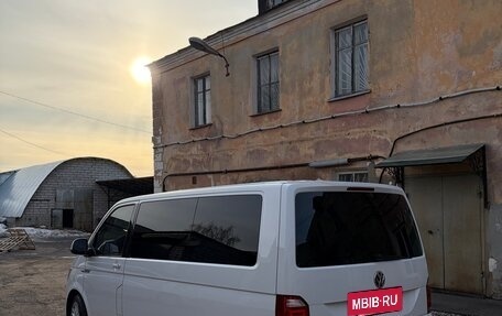 Volkswagen Multivan T6 рестайлинг, 2018 год, 4 950 000 рублей, 3 фотография