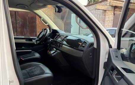 Volkswagen Multivan T6 рестайлинг, 2018 год, 4 950 000 рублей, 11 фотография