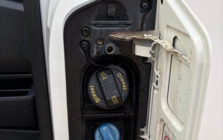 Volkswagen Multivan T6 рестайлинг, 2018 год, 4 950 000 рублей, 10 фотография