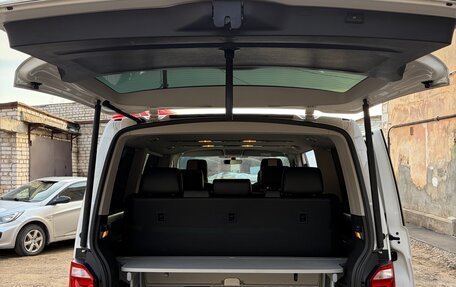 Volkswagen Multivan T6 рестайлинг, 2018 год, 4 950 000 рублей, 18 фотография