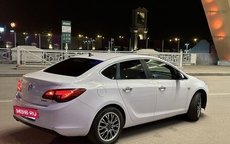 Opel Astra J, 2012 год, 645 000 рублей, 4 фотография