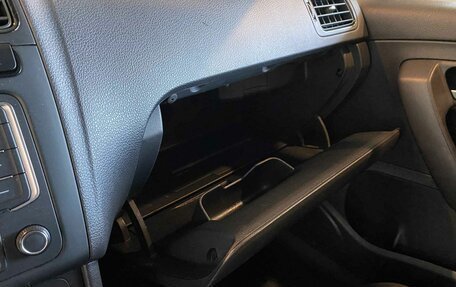 Volkswagen Polo VI (EU Market), 2017 год, 1 097 000 рублей, 30 фотография