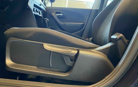 Volkswagen Polo VI (EU Market), 2017 год, 1 097 000 рублей, 33 фотография