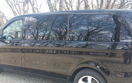 Mercedes-Benz V-Класс, 2017 год, 3 500 000 рублей, 5 фотография