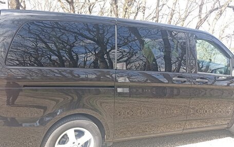 Mercedes-Benz V-Класс, 2017 год, 3 500 000 рублей, 8 фотография