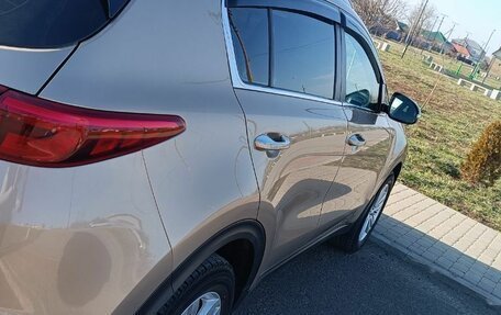 KIA Sportage IV рестайлинг, 2017 год, 1 990 000 рублей, 8 фотография