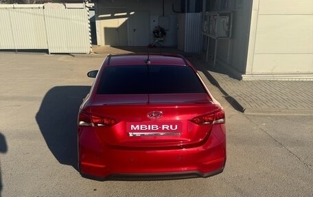 Hyundai Solaris II рестайлинг, 2017 год, 1 200 000 рублей, 4 фотография