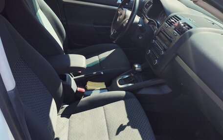 Volkswagen Jetta VI, 2010 год, 800 000 рублей, 6 фотография