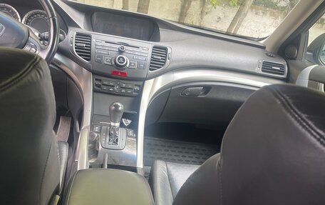 Honda Accord VIII рестайлинг, 2008 год, 1 000 000 рублей, 5 фотография