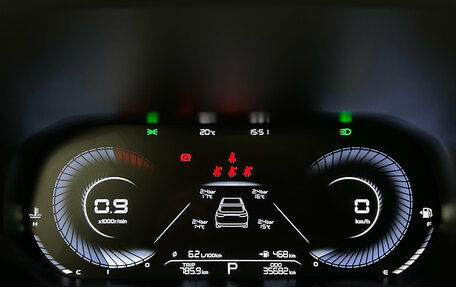 Geely Emgrand, 2024 год, 1 799 000 рублей, 24 фотография