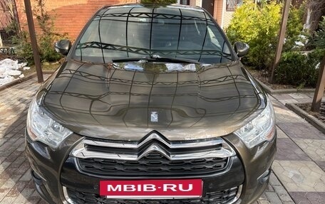 Citroen DS4, 2012 год, 990 000 рублей, 3 фотография