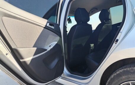 Hyundai Solaris II рестайлинг, 2011 год, 750 000 рублей, 7 фотография