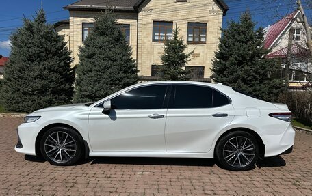 Toyota Camry, 2021 год, 3 590 000 рублей, 8 фотография