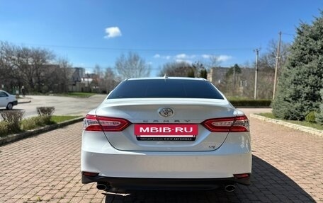 Toyota Camry, 2021 год, 3 590 000 рублей, 6 фотография