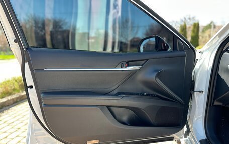 Toyota Camry, 2021 год, 3 590 000 рублей, 22 фотография