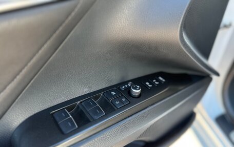 Toyota Camry, 2021 год, 3 590 000 рублей, 23 фотография