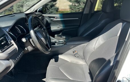 Toyota Camry, 2021 год, 3 590 000 рублей, 24 фотография