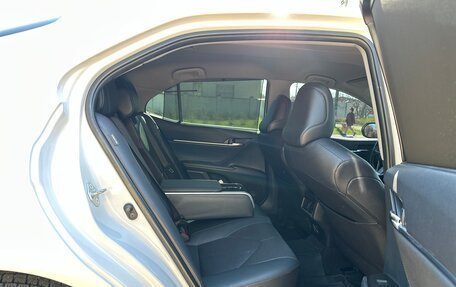 Toyota Camry, 2021 год, 3 590 000 рублей, 27 фотография