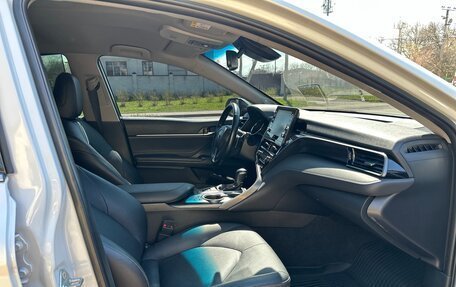 Toyota Camry, 2021 год, 3 590 000 рублей, 29 фотография