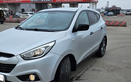 Hyundai ix35 I рестайлинг, 2015 год, 1 450 000 рублей, 2 фотография