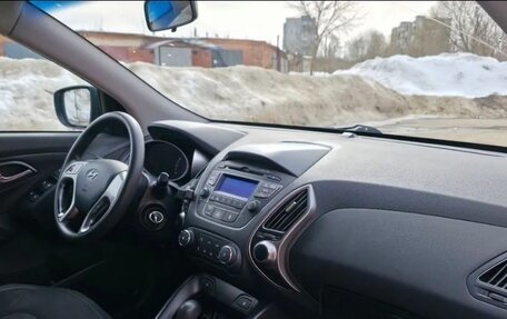 Hyundai ix35 I рестайлинг, 2015 год, 1 450 000 рублей, 10 фотография