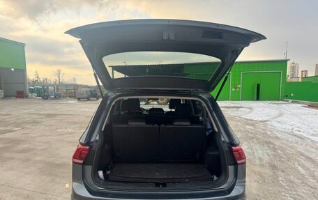 Volkswagen Tiguan II, 2019 год, 2 150 000 рублей, 5 фотография