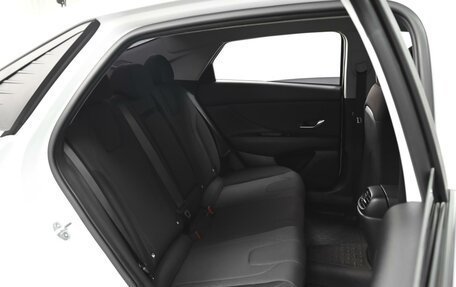 Hyundai Elantra, 2023 год, 2 334 000 рублей, 7 фотография