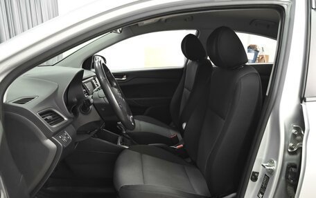 Hyundai Solaris II рестайлинг, 2017 год, 1 336 000 рублей, 10 фотография