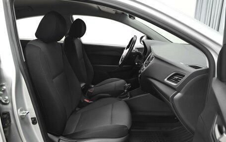 Hyundai Solaris II рестайлинг, 2017 год, 1 336 000 рублей, 8 фотография