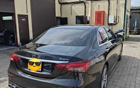 Mercedes-Benz E-Класс, 2019 год, 2 830 000 рублей, 3 фотография