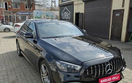 Mercedes-Benz E-Класс, 2019 год, 2 830 000 рублей, 10 фотография