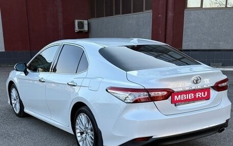 Toyota Camry, 2019 год, 2 750 000 рублей, 19 фотография