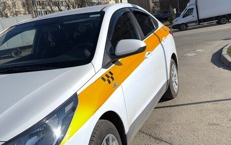 Hyundai Solaris II рестайлинг, 2021 год, 1 350 000 рублей, 2 фотография