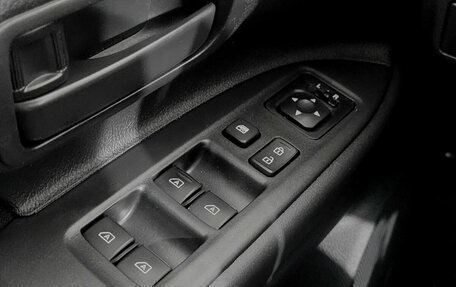 Mitsubishi Outlander III рестайлинг 3, 2019 год, 2 240 000 рублей, 10 фотография