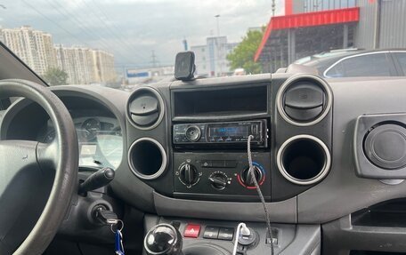 Peugeot Partner II рестайлинг 2, 2010 год, 445 000 рублей, 8 фотография