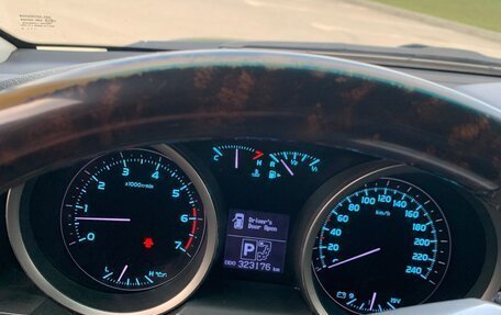 Toyota Land Cruiser 200, 2010 год, 2 780 000 рублей, 5 фотография