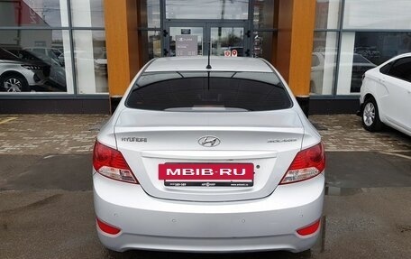 Hyundai Solaris II рестайлинг, 2011 год, 699 000 рублей, 6 фотография
