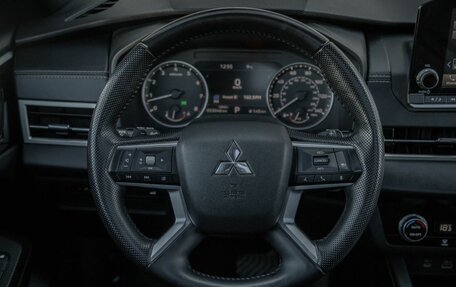 Mitsubishi Outlander, 2022 год, 3 799 000 рублей, 10 фотография