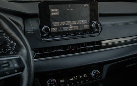 Mitsubishi Outlander, 2022 год, 3 799 000 рублей, 13 фотография