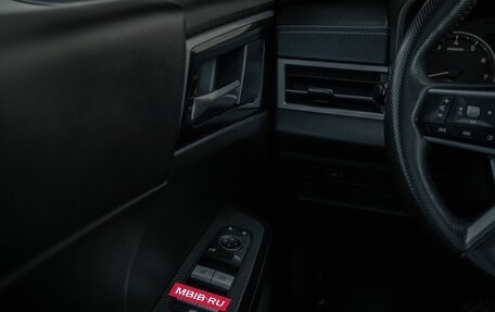 Mitsubishi Outlander, 2022 год, 3 799 000 рублей, 9 фотография