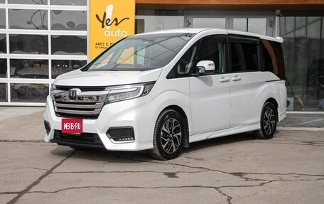 Honda Stepwgn IV, 2019 год, 2 044 000 рублей, 1 фотография