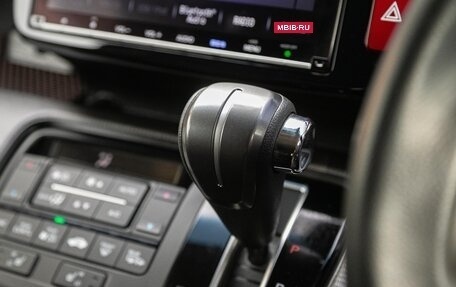 Honda Stepwgn IV, 2019 год, 2 044 000 рублей, 11 фотография