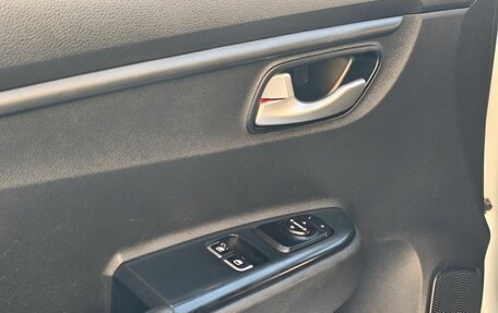 KIA Rio IV, 2020 год, 1 350 000 рублей, 14 фотография