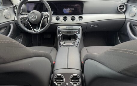 Mercedes-Benz E-Класс, 2021 год, 3 490 000 рублей, 9 фотография